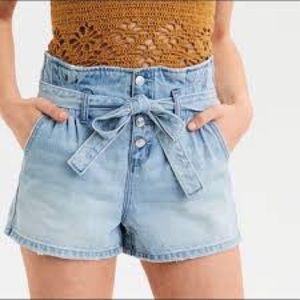AE paperbag shorts